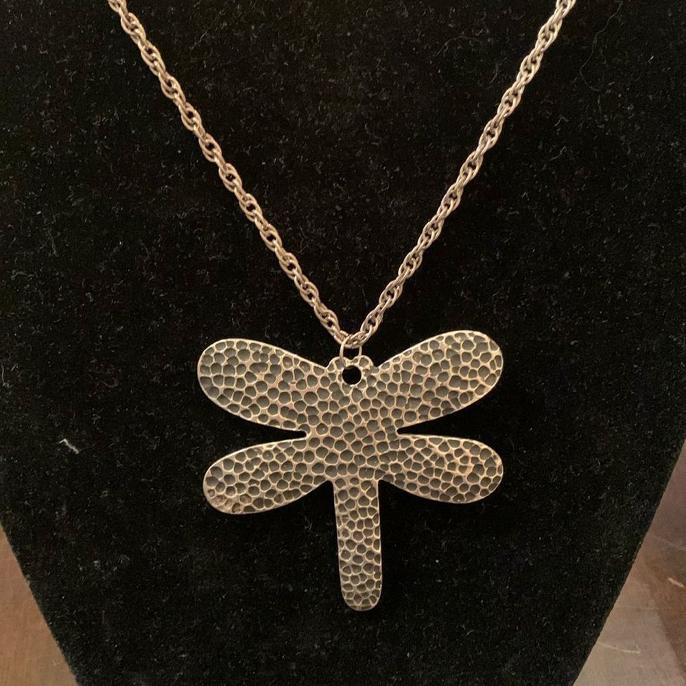 Vintage dragonfly necklace 24 inch chain